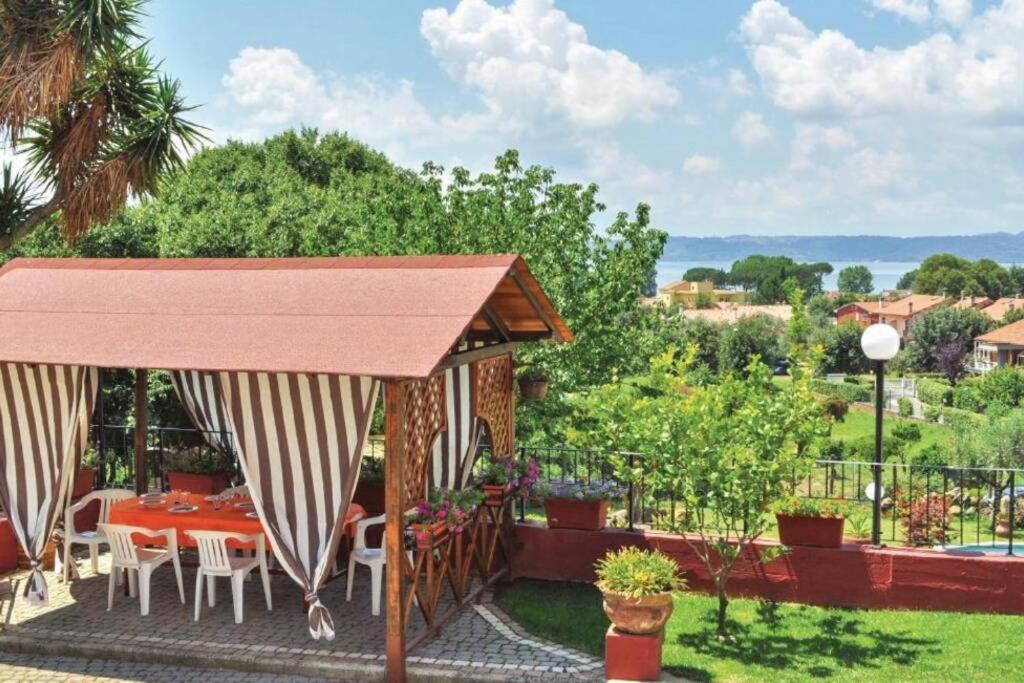 La Cupoletta Casa Vacanze- Magnolia Trevignano Romano Esterno foto